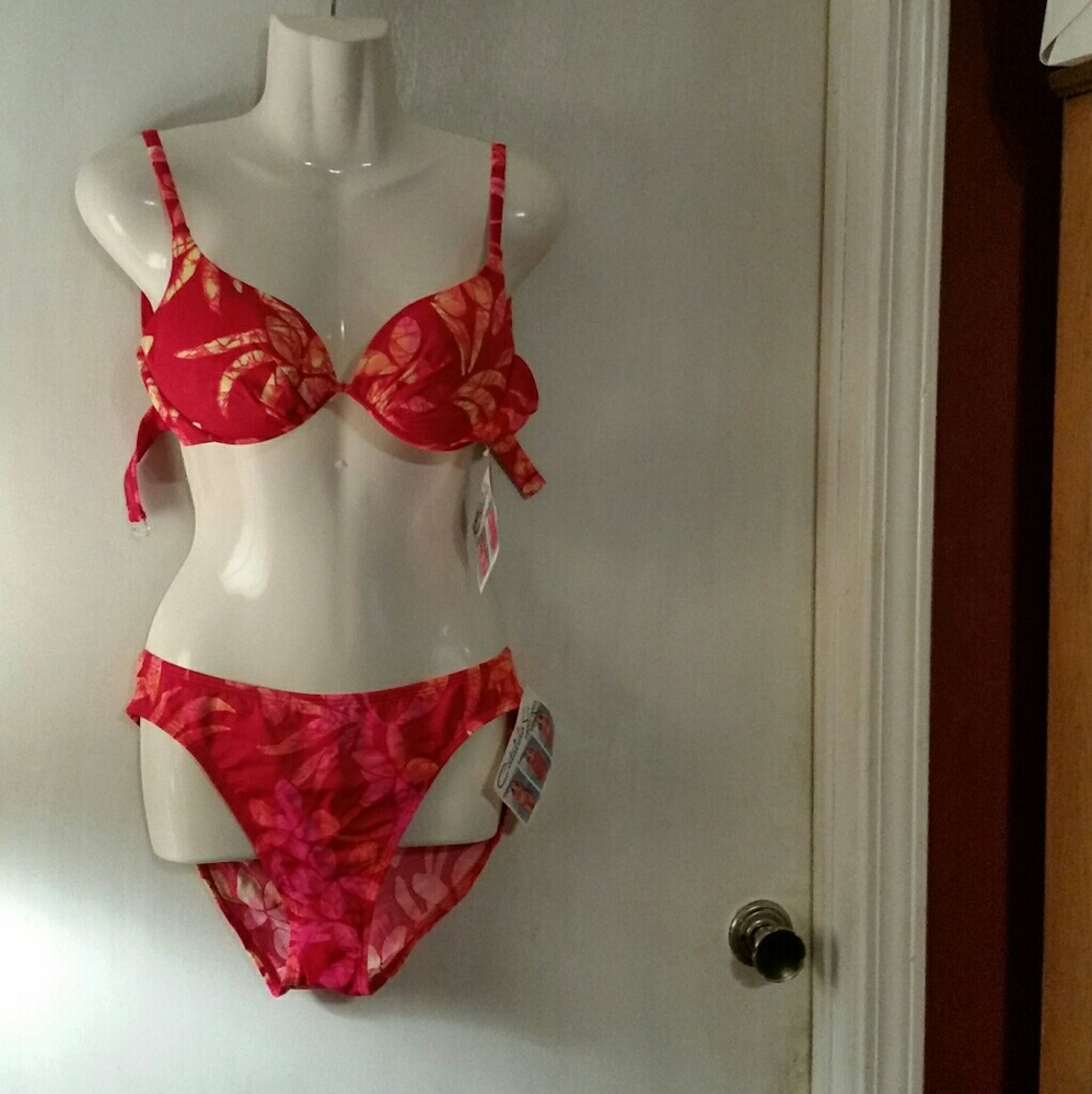 Catalina Floral Top and Bottom Top M Bottom L